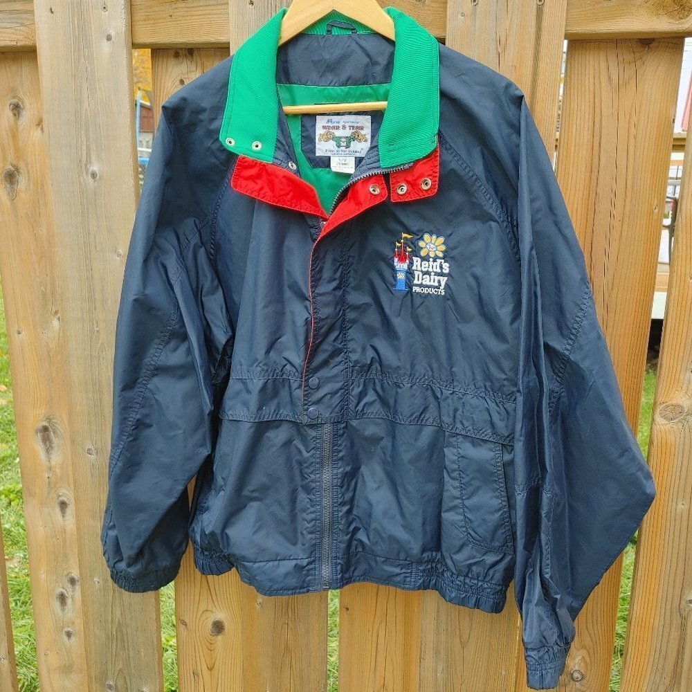 FUN Vintage Reid's Dairy Windbreaker Size Large
